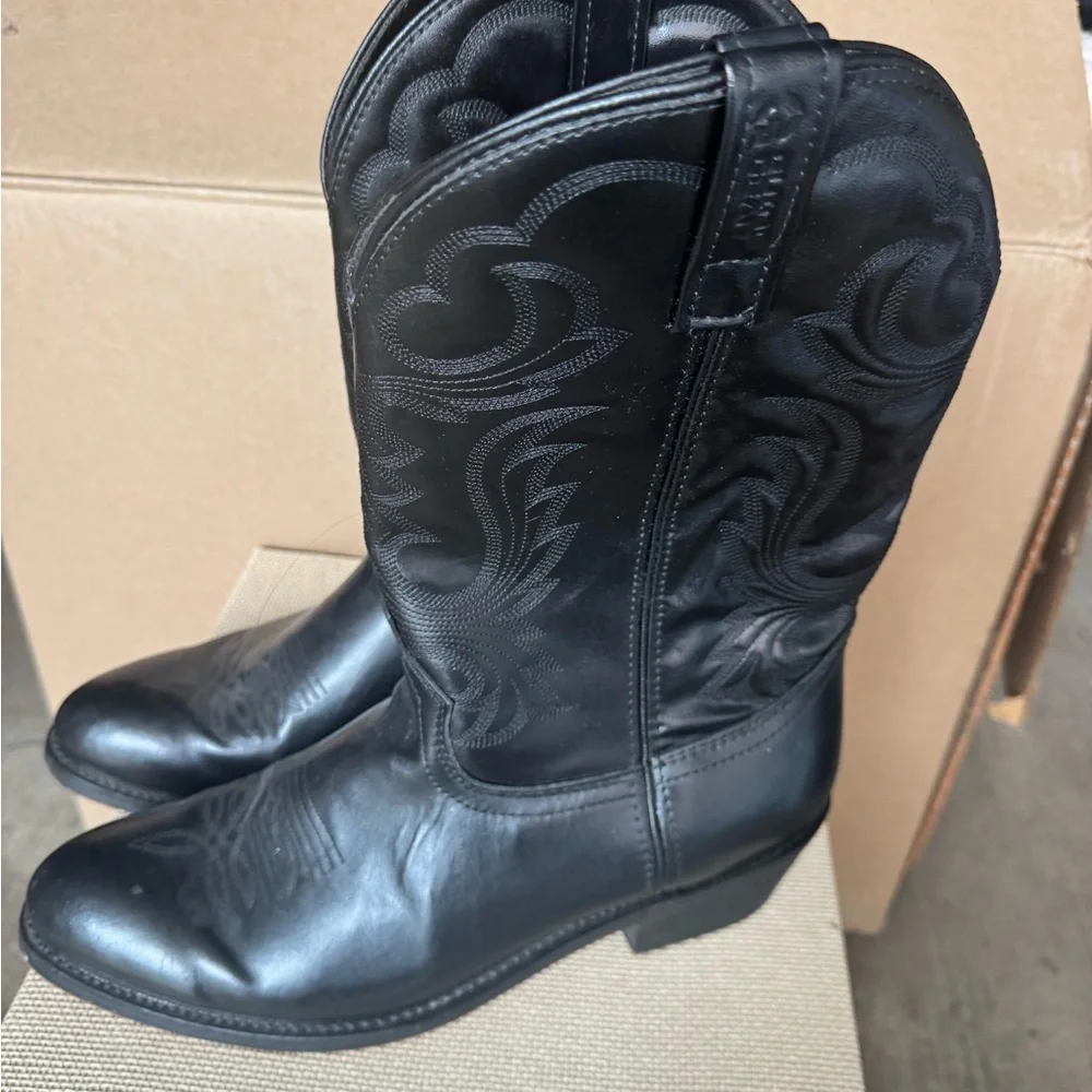 Men's Black Leather Cowboy Boots - Picture 3 of 5
